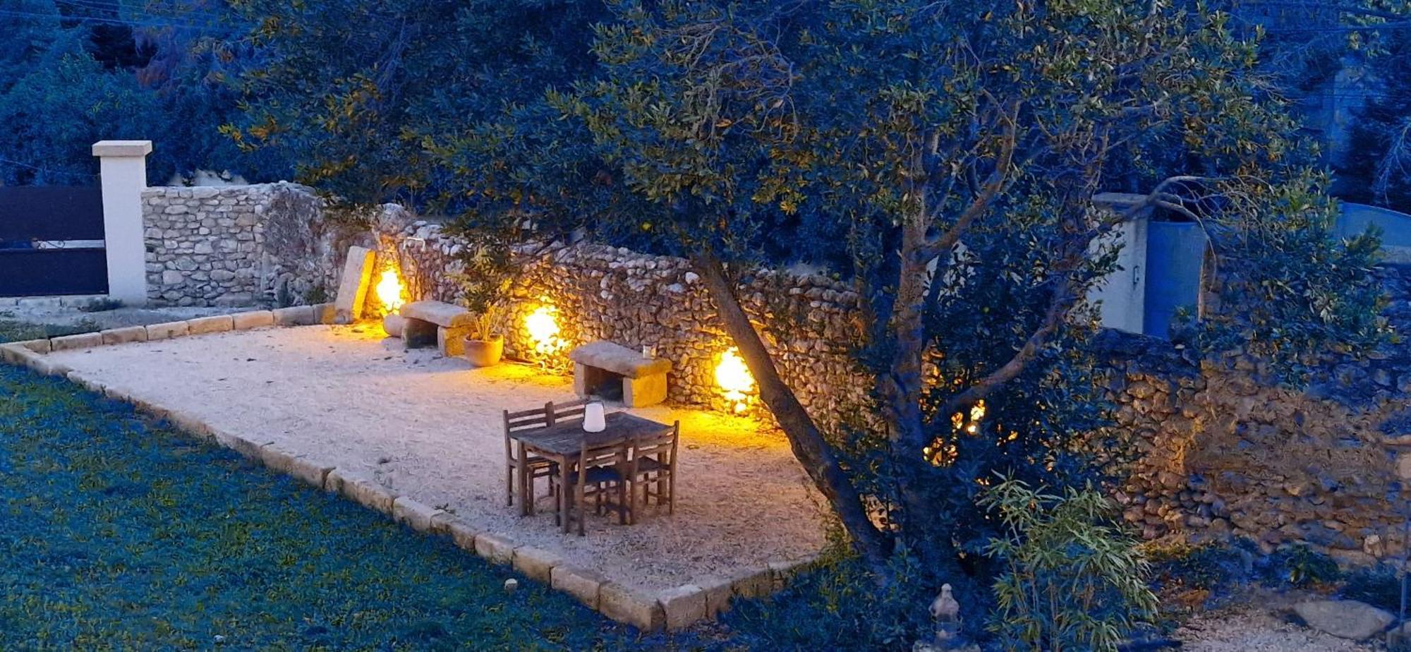 Appartement Dans Un Mas Provencal Renove Saint-Hilaire-dʼOzilhan Zewnętrze zdjęcie